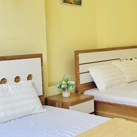 Kim Anh Hotel Ha Long Bagian luar foto